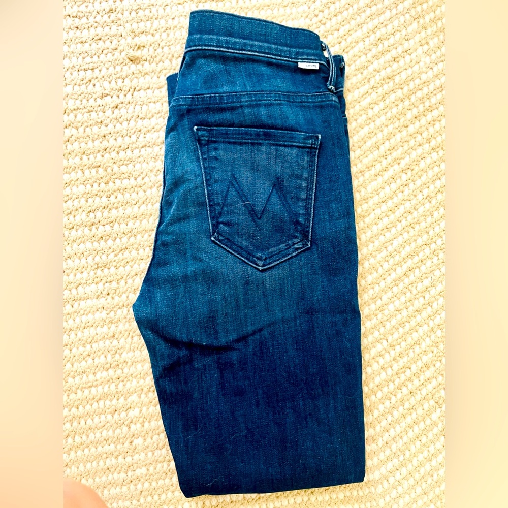 Mother- Ankle Fray, Size 28,  Excellent Condition. Color Cross Your Fingers.